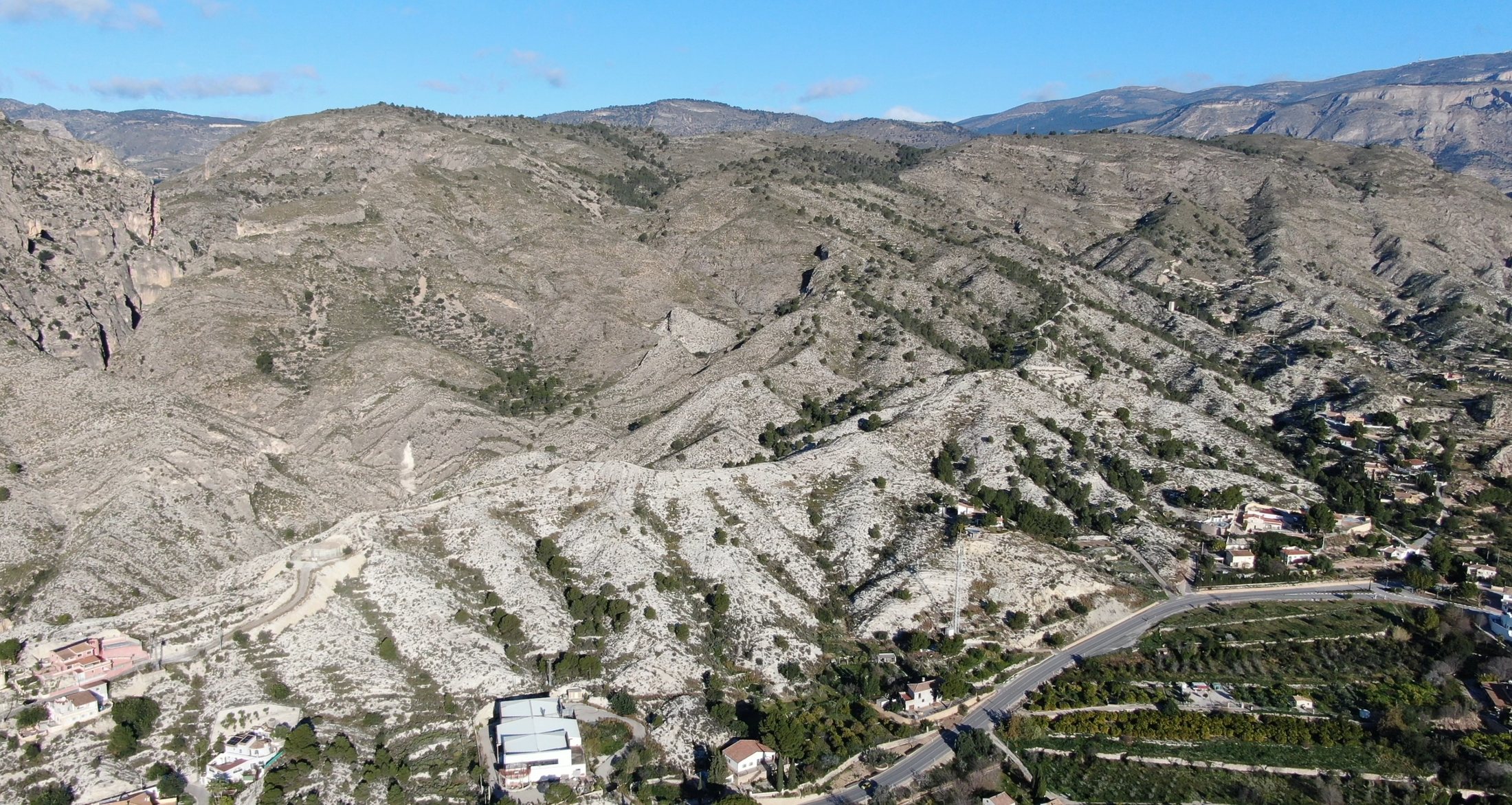 Orcheta Residencial — terreno y relieve montañoso